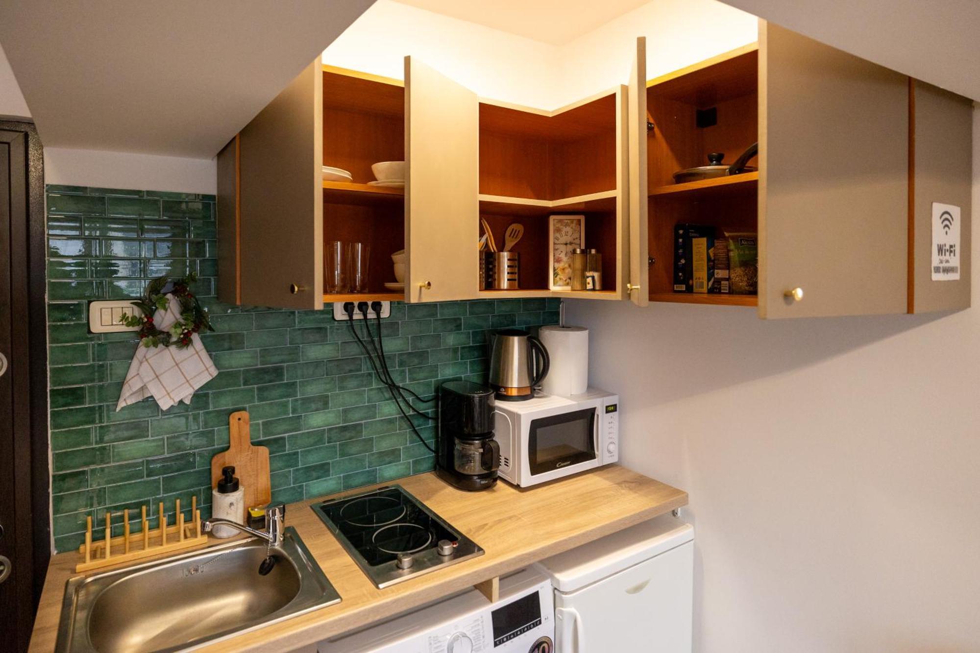 Cozy Studio Retreat - Quiet, Premium Stay 티미쇼아라 외부 사진
